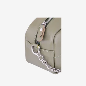 کیف دوشی چرم زنانه مدل d108