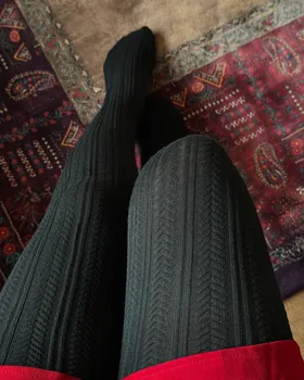 جوراب شلواری گندمی