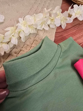 بلوز یقه اسکی بچگانه