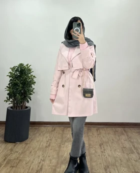 ترنچ کت پاییزه آرام
