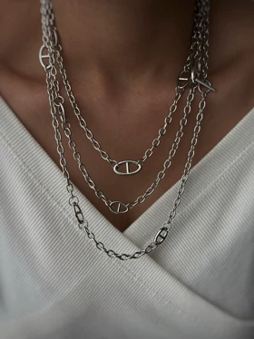 رو لباسی و زنجیر کمر Dior