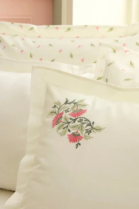 روتختی پیکه دو نفره Karaca Home مدل Soraline Nish Set پنبه و پلی‌استر - چندرنگ
