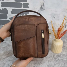 کیف دوشی مردانه چرم طبیعی گاوی پتینه