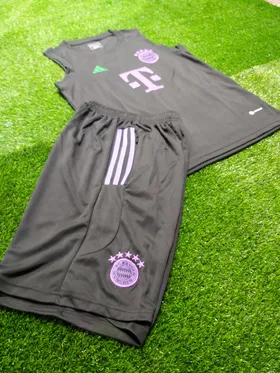 ست رکابی شورت بایرن مونیخ فصل 2024-2023