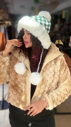 کلاه بافت خزدار