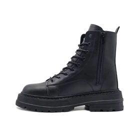 بوت مردانه مدل برشکا BERESHKA زیپ‌دار چرم رنگ مشکی کد EF209