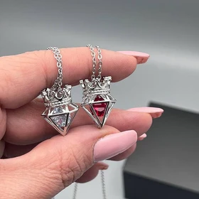 گردنبند Crown (الماس قرمز)