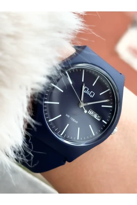 ساعت qandq qandq