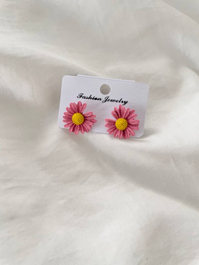 گوشواره بابونه