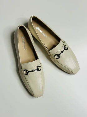 کفش کالج زنانه استرادیواریوس مدلStradivarius-Flat-shoes-FBl33