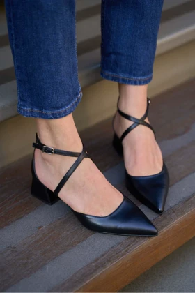 کفش پاشنهبلند کلاسیک زنانه madamra madamra