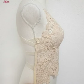 تاپ زنانه ماییلدا مدل گل‌گلی گیپوری کد 5474-1837