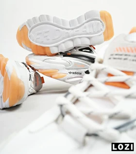 کفش کتانی مردانه سفید نارنجی Adidas A700