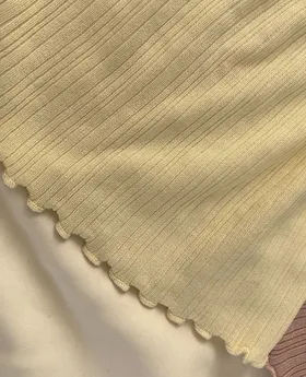 کراپ تاپ پرنسسی✨🪞🩰