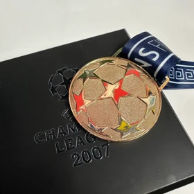 مدال فینال 2007 آث میلان