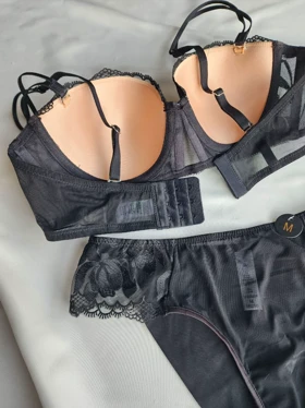 ست شورت و سوتین جکدار فنردار اروپایی کد: 9032