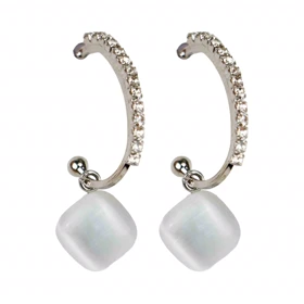 گوشواره نیم حلقه مرواریددار