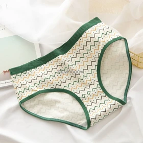 شورت سبز خرسی کد 1421(سایز 36تا40)