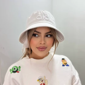 کلاه باکت گلدوزی alo
