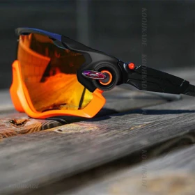 عینک OAKLEY JAWBREAKER