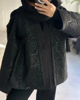 مانتو ژاکاردنخ