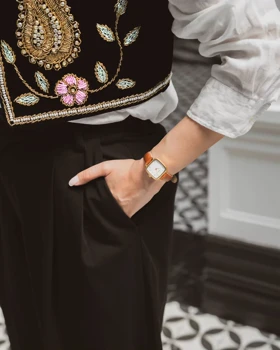 ساعت کومونو Kate