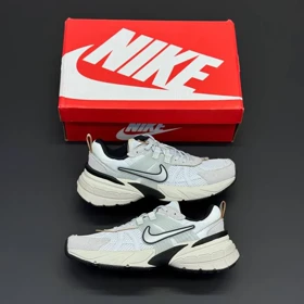 کفش روزمره زنانه و مردانه نایک مدل V2k RUN