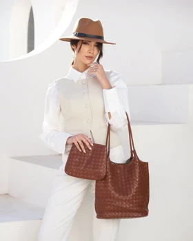 کیف چرم حصیر بافت 50130