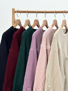 بافت آستین پفی گل‌دار