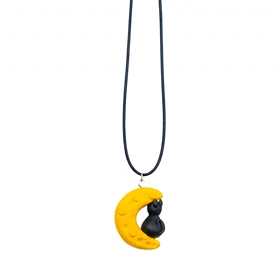 آویز آینه خودرو مدل ماه و گربه
