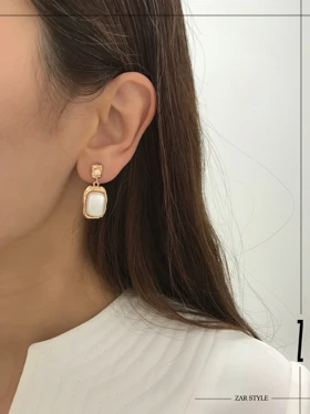 گوشواره مروارید آویز آدامسی