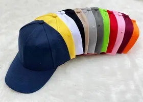 کلاه بیسبالی مدادرنگی