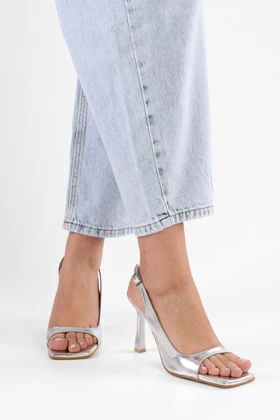 کفش پاشنه‌بلند کلاسیک زنانه shoeberry shoeberry