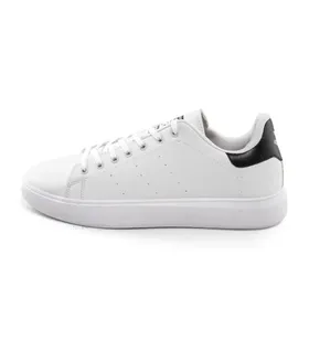 کفش روزمره مردانه Adidas