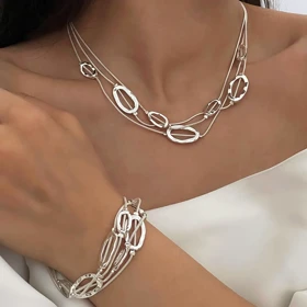گردن‌بند نقره