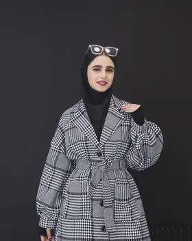 پالتو دانشجویی