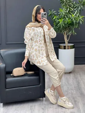 ست مانتو و شلوار طرحدار
