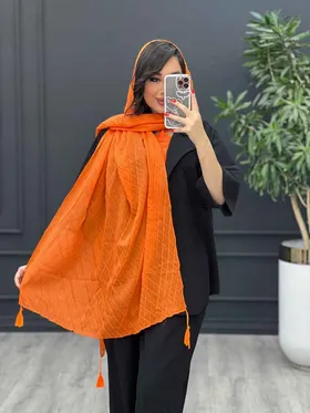 شال پلیسه طرح لوزی