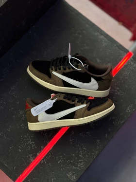 کتانی نایک ترویس اسکات قهوه ای مستر کوالیتی Nike Air Jordan 1 Low Travis Scott Cactus Jack Brown