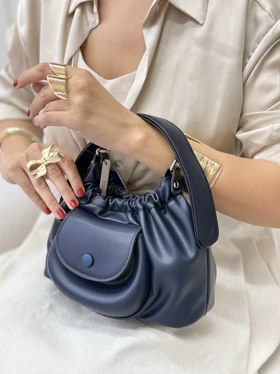 کیف جلو جیب دکمه‌ای