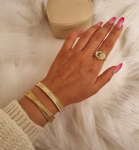 دستبند های طرح طلا فشن