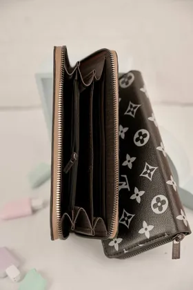 کیف پول زنانه