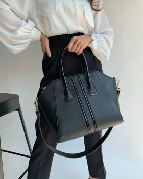 کیف دوشی