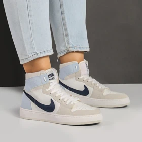 کفش و کتانی زنانه و دخترانه رنگ سفید مشکی مدل نایک NIKE Jordan 1 ساق‌دار کد M753
