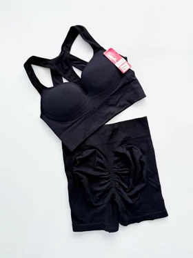 ست نیم‌تنه کاپ‌دار پشت قهرمانی و شورتک پشت چروک سیملس