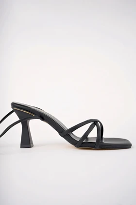 کفش پاشنه‌بلند کلاسیک زنانه اورجینال میرانین meyranin-ayakkabilari