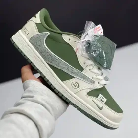 کفش نایک ایر جردن وان لو تراویس اسکات گوچی Travis Scott x Nike Air Jordan 1 Low Gucci