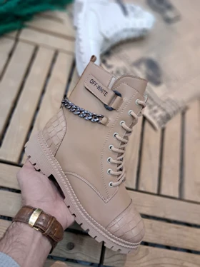 نیم بوت اف وایت