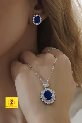 نیمست نگینی زنانه طرح طلا