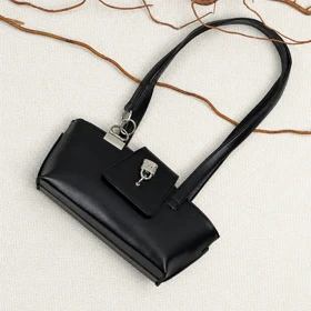 کیف دوشی زنانه کلاسیک لاک (Classic Lock) کد 945 (مشکی)